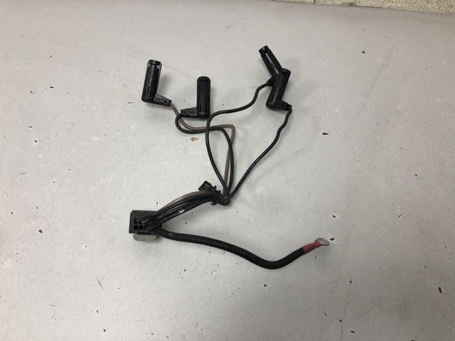 BMW 12518583657 Провод свечей накала в наличии Николаев