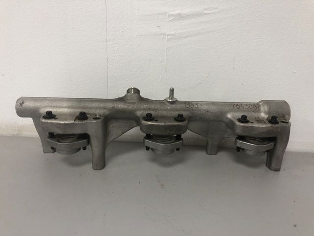 13537643082 BMW Распределитель топлива (рампа) купить в Чернигов