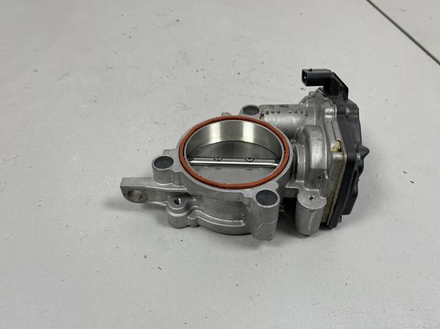 Дроссельная заслонка в сборе 13548601651 BMW