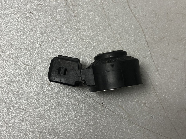 13627636937 BMW Датчик детонации купить в Кривой Рог
