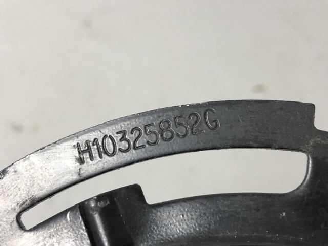 BMW 16117216522 Заливная горловина топливного бака в наличии Винница