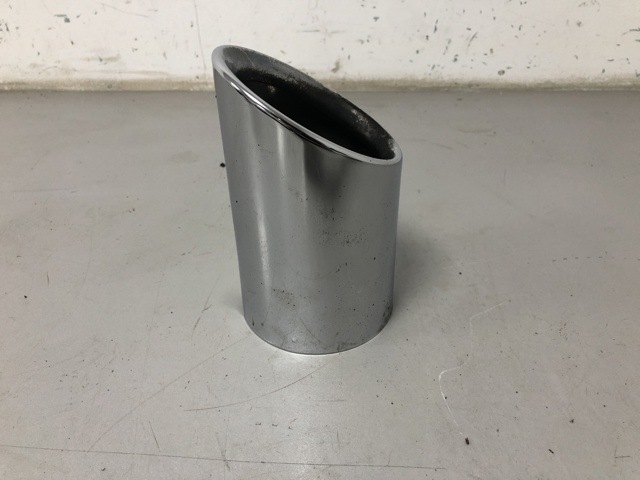 Наонечник глушителя 18308679075 BMW