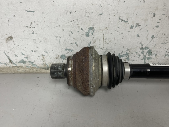 Полуось задняя, левая 1EA501203J VAG