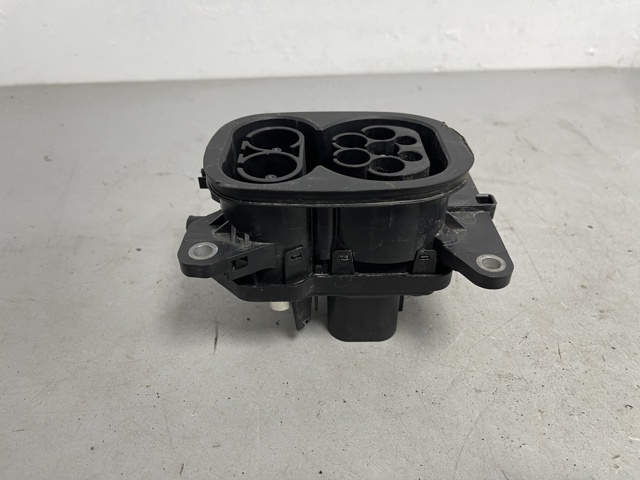 1N3915563A VAG Порт зарядки купить в Полтава