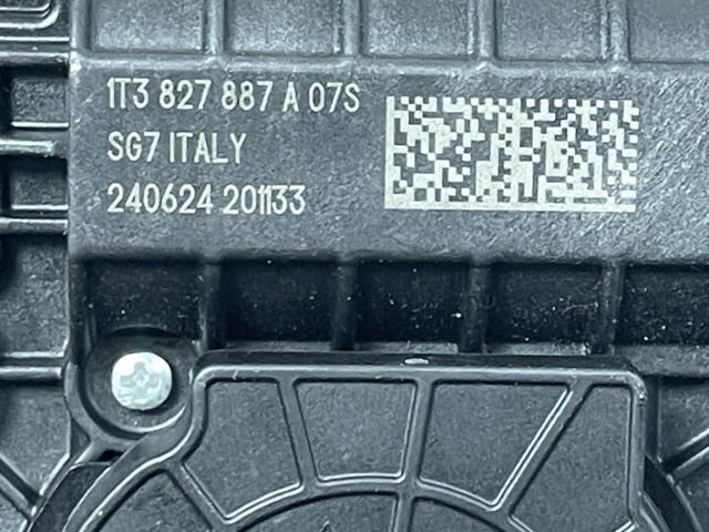 1T3827887A VAG купить в Полтава