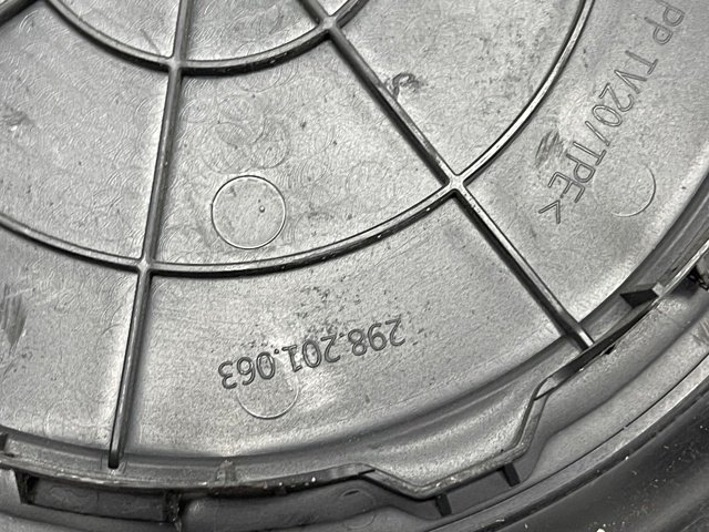 VAG 298201063 Бак топливный в наличии Ирпень