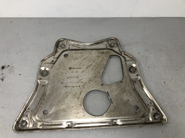 Защита картера двигателя 31106786568 BMW