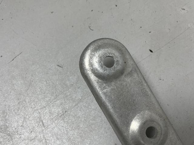 31106861142 BMW Кронштейн задней балки купить в Одесса