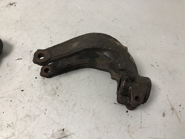 31126775085 BMW Вилка амортизатора переднего нижняя левая купить в Каменское
