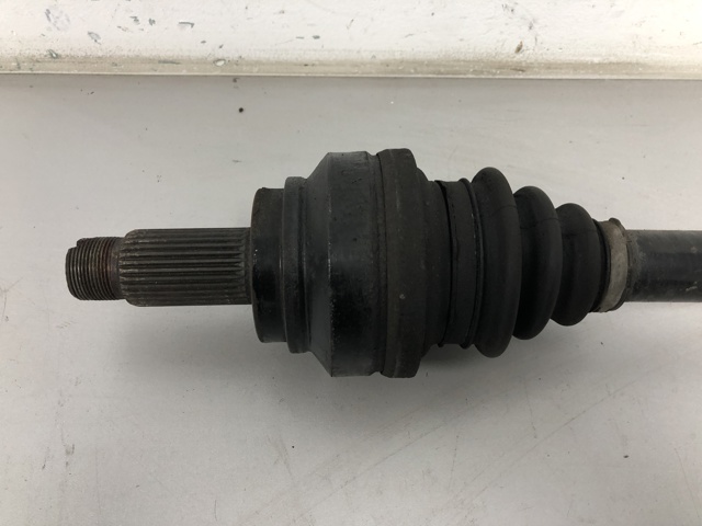 Полуось задняя, левая 33207581021 BMW