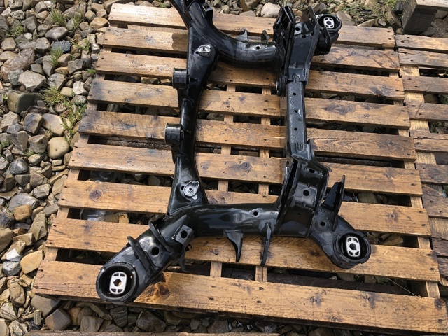 33306874404 BMW Балка задней подвески (подрамник) купить в Полтава