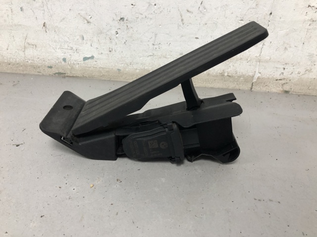Педали газа 35426853176 BMW