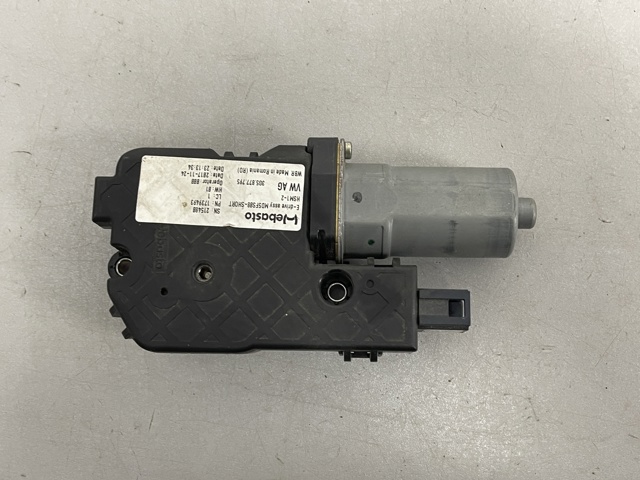 VAG 3G5877795 Мотор привода люка в наличии Киев