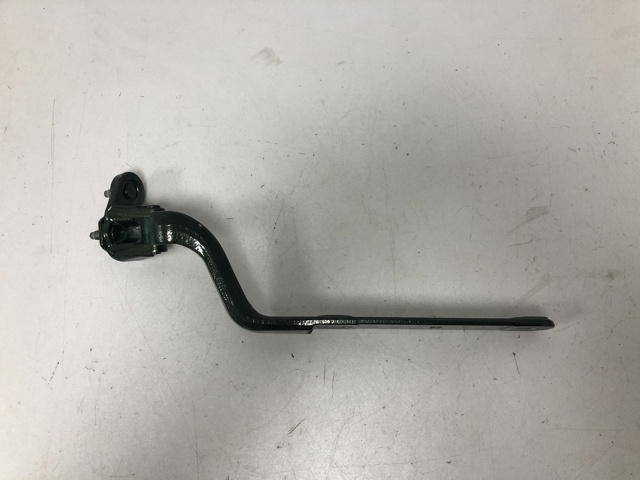 Петля крышки багажника 41007487566 BMW