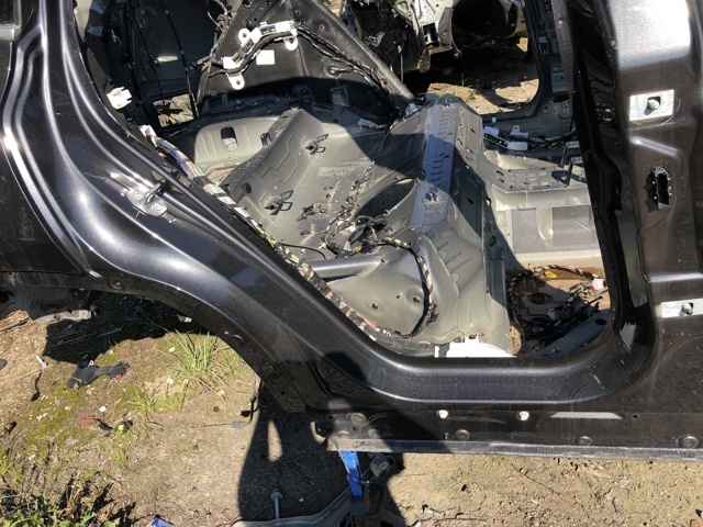 41007494002 BMW Боковина кузова правая купить в Житомир