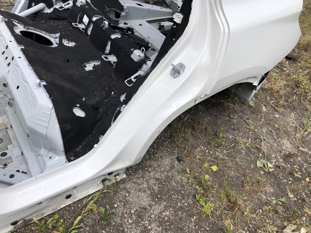 Крыло заднее левое 41007494011 BMW