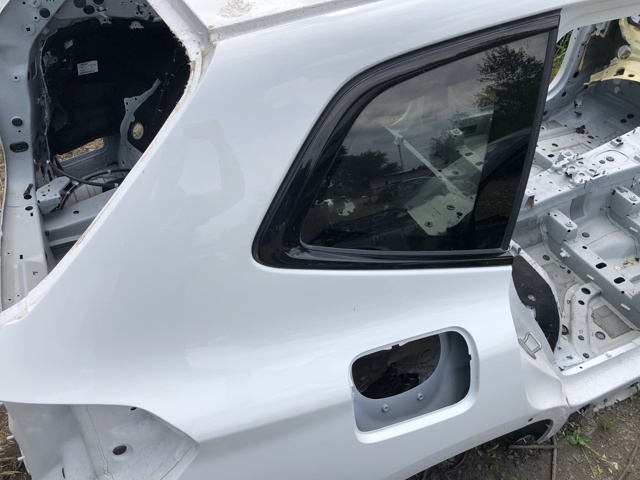 Боковая часть задняя правая 41007494012 BMW