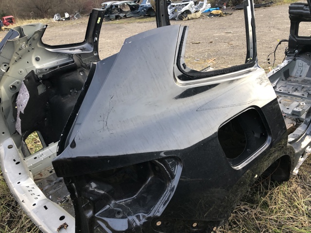 Крыло правое заднее 41305A52CB8 BMW