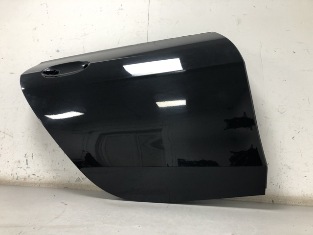 Задняя правая дверь 41529482702 BMW