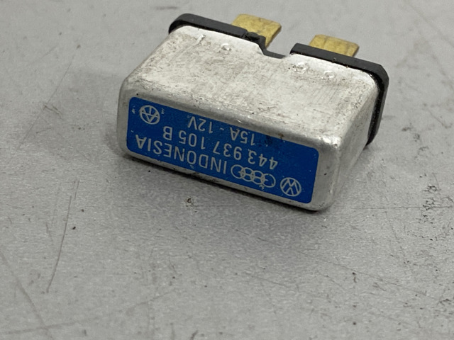 443937105B VAG Предохранитель купить в Ужгород