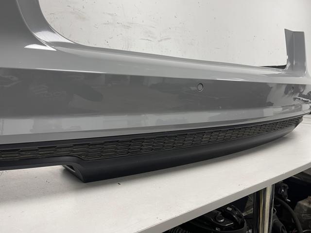 Задний бампер 4G9807067Q VAG