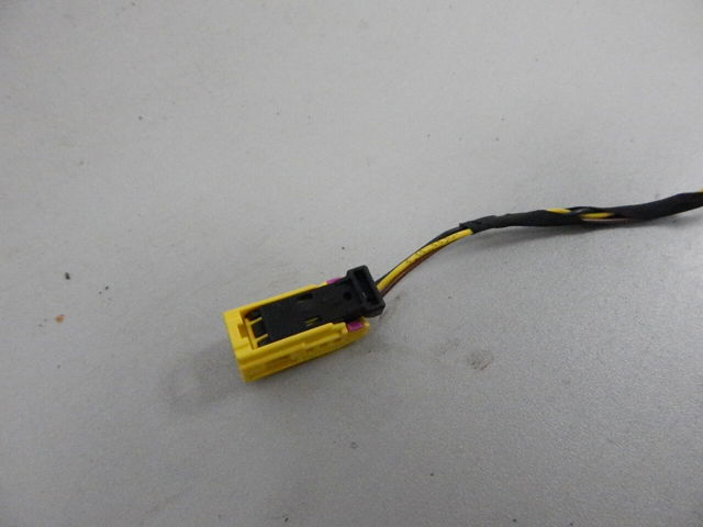 VAG 4H0972586 в наличии Ужгород