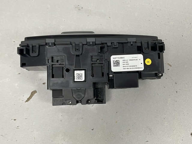 VAG 4J3713059C в наличии Запорожье