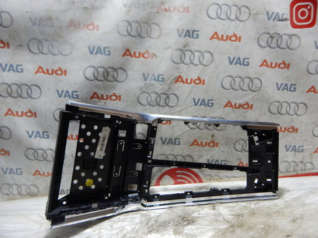 4K1864261C3Q7 VAG купить в Ровно