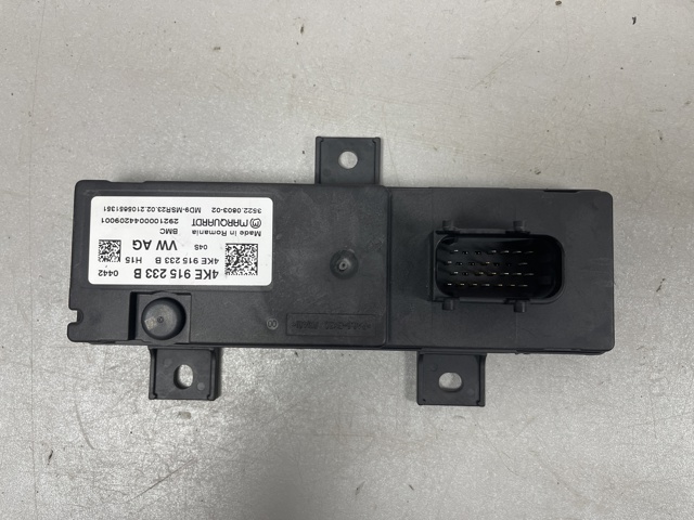 4KE915233B VAG купить в Харьков