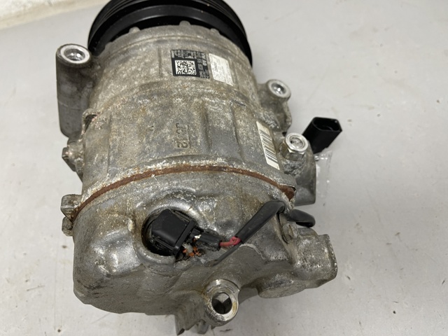 4M0816803F VAG Компрессор кондиционера купить в Черновцы