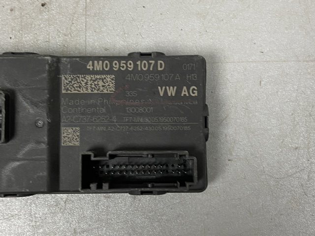 4M0959107D VAG купить в Одесса