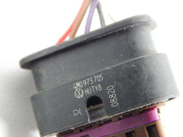 4M0973705 VAG купить в Ирпень