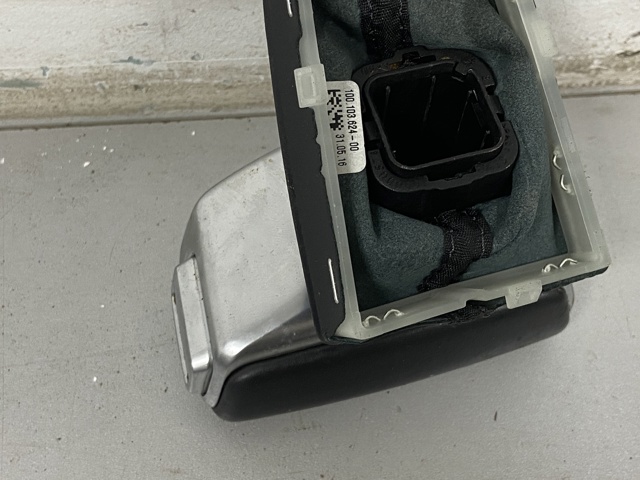 Рукоятка рычага КПП 4M1713139F VAG