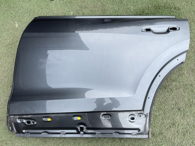 4M8833051C VAG Дверь задняя левая купить в Кривой Рог