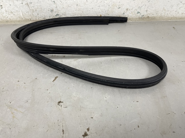 4M8854543B VAG купить в Запорожье
