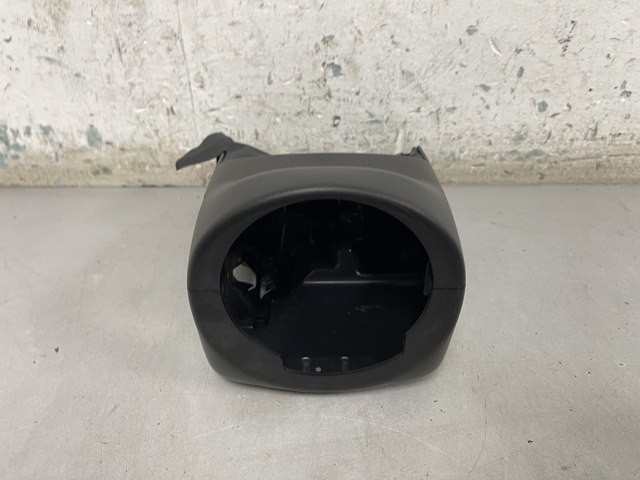 4M8953516E4PK VAG Накладка рулевой колонки купить в Ужгород