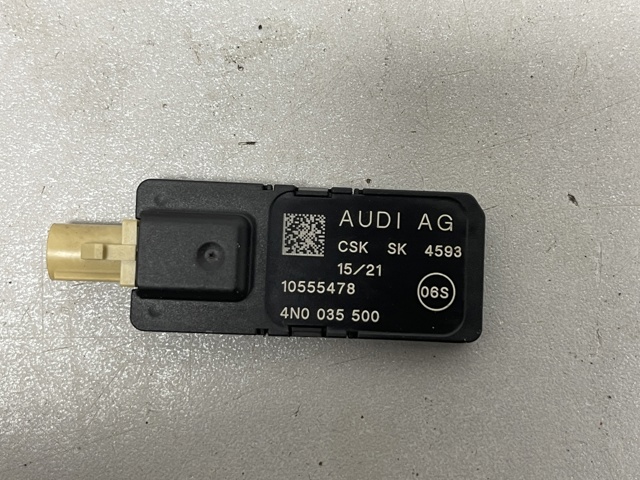 VAG 4N0035500 Антенна в наличии Николаев