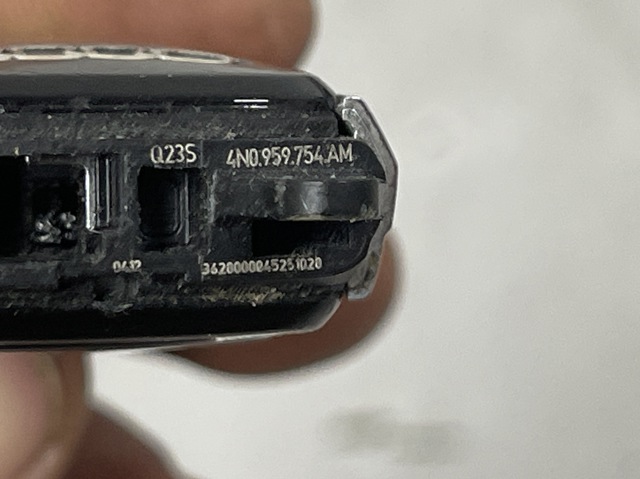 VAG 4N0959754AM в наличии Чернигов