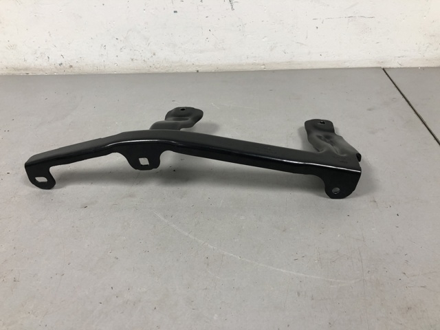 51115A02FB5 BMW купить в Украина