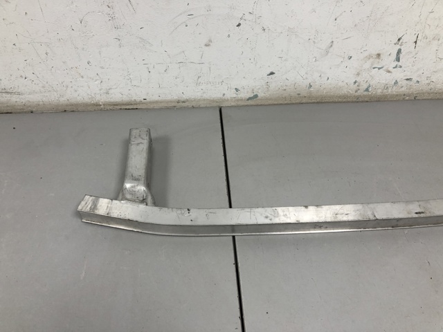 Балка бампера переднего 51117399912 BMW