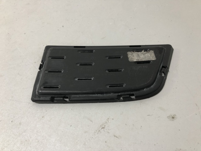 51118064593 BMW Решетка бампера переднего нижняя купить в Житомир