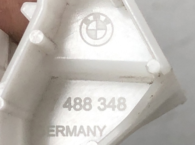 Пистон (клип) крепления накладок порогов 51127488348 BMW