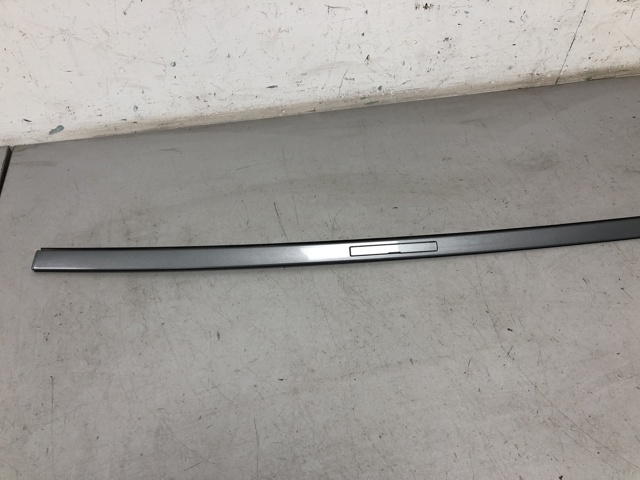 Накладка крыши левая 51137930957 BMW