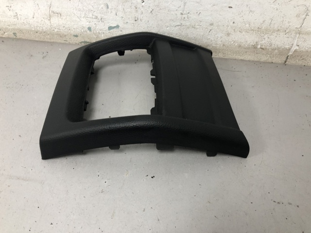 BMW 51169235494 Накладка декоративная центральной консоли в наличии Черновцы