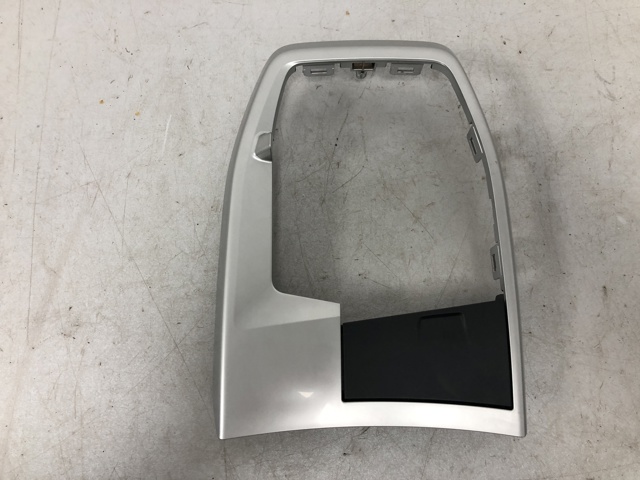 51169473170 BMW Накладка консоли рычага переключения передач АКПП купить в Харьков