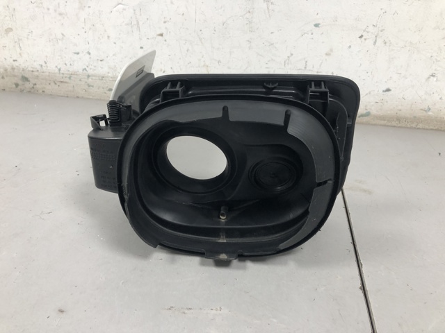 BMW 51177405751 Корпус заливной горловины топливного бака в наличии Харьков