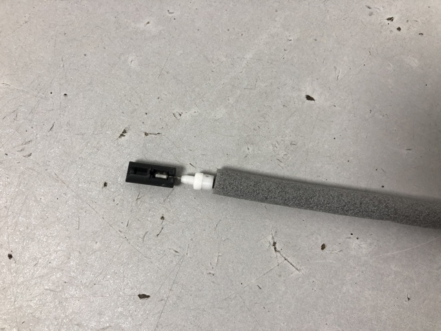 Тяга замка двери передней 51217175652 BMW