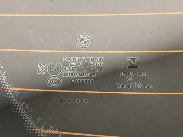 BMW 51317477424 Стекло заднее в наличии Полтава