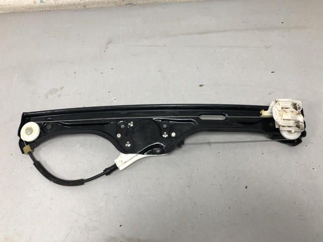 51357166382 BMW Механизм стеклоподъемника двери задней правой купить в Ровно