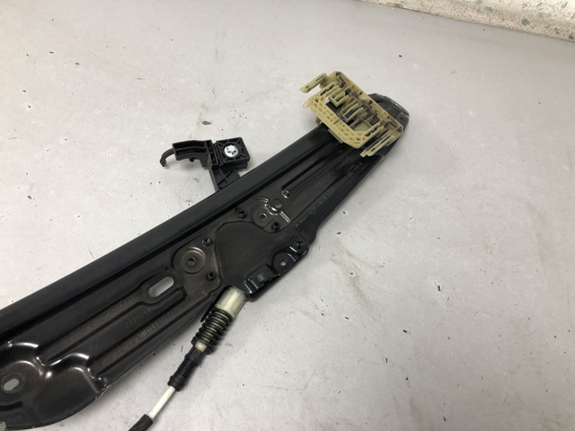 Механизм стеклоподъемника двери задней, правой 51357182614 BMW